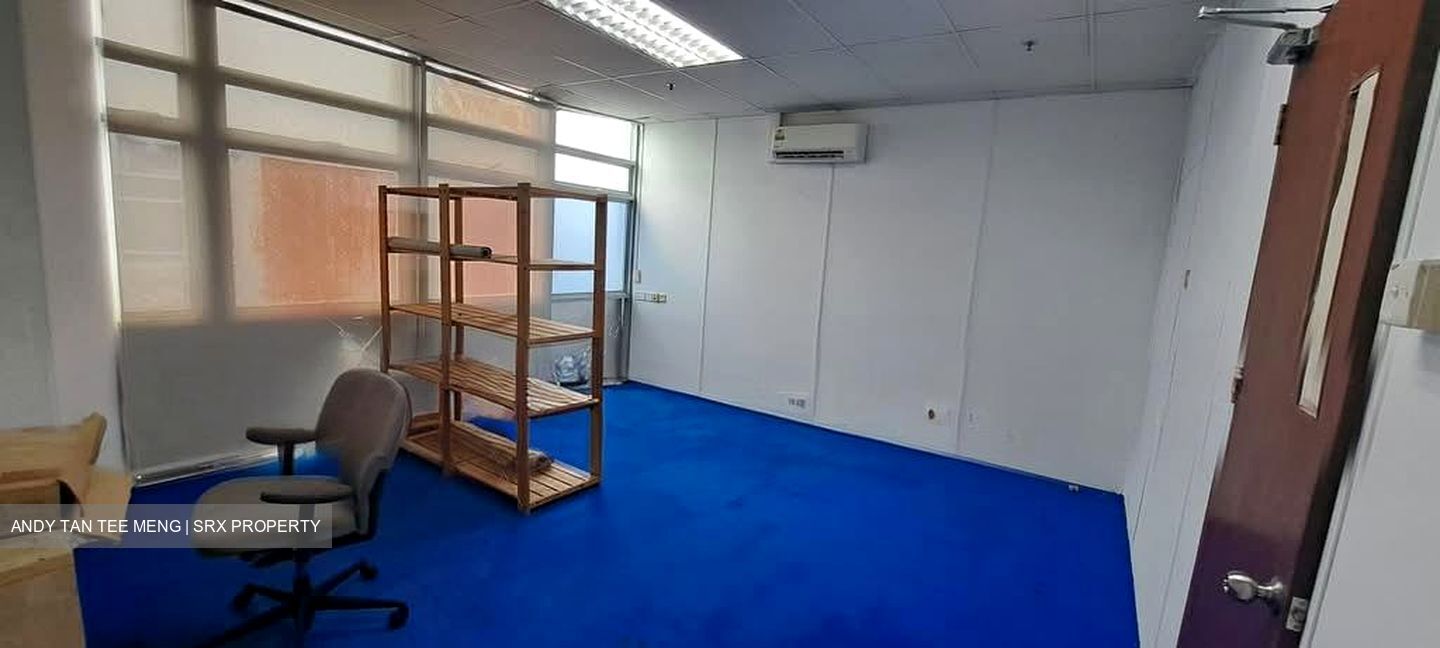 Ubi Centre (D14), Factory #589650821